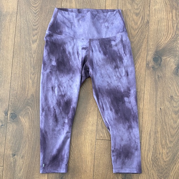 NOBULL Pants - NOBULL High Rise Crop Training Tight Women’s Small Purple Tie Dye Performance Ac